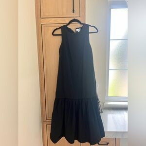 Elegant Black Sleeveless Dress